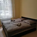 Varalja Vendeghaz Lejlighed