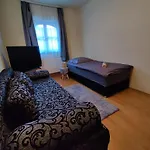 Varalja Vendeghaz Апартаменты Тата