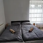 Varalja Vendeghaz Lejlighed