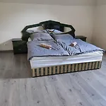 Апартаменты Varalja Vendeghaz *