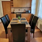 Lejlighed Varalja Vendeghaz Tata