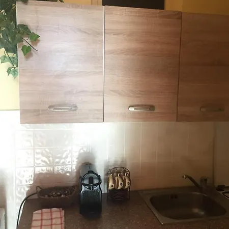 Varalja Vendeghaz Apartment