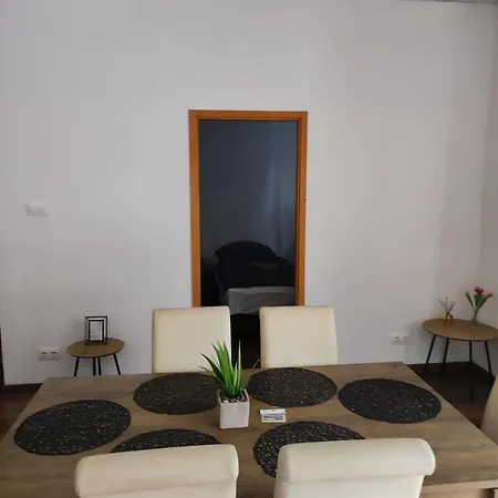Apartamento Váralja *