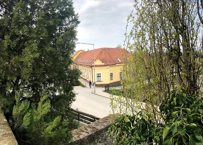 Lägenhet Varalja Vendeghaz Tata
